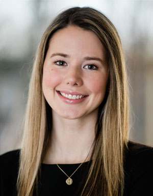 Hollis Huge - Headshot